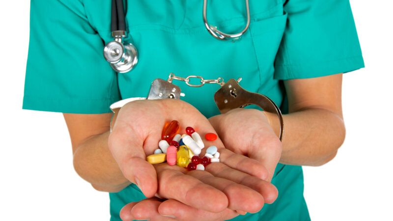 buying drugs off darknet